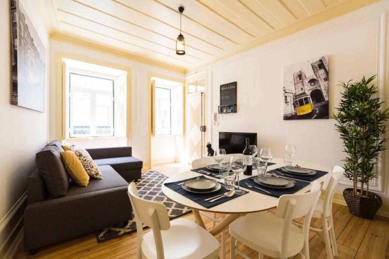 Ola Lisbon - Rato I Appartement Buitenkant foto
